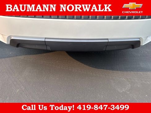 Used 2023 Nissan Armada SL w/ Captain's Chairs Package AWD/4WD image 9
