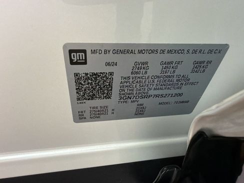 Used 2024 Chevrolet Equinox EV RS FWD image 25