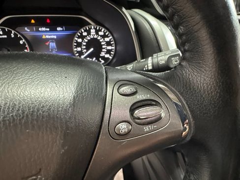 Used 2019 Nissan Murano SV AWD/4WD image 30