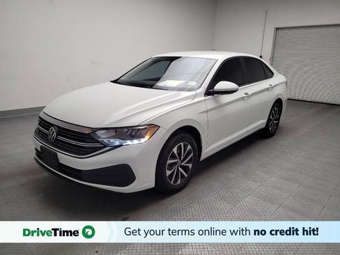 Used 2023 Volkswagen Jetta S image 1