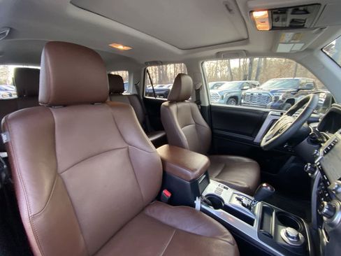 Used 2022 Toyota 4Runner Limited image 28