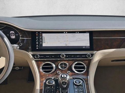 Used 2022 Bentley Continental GT AWD/4WD image 21