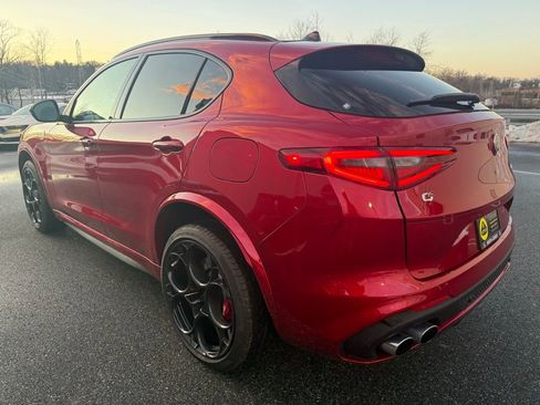 Used 2022 Alfa Romeo Stelvio Quadrifoglio w/ Active Assist Plus Package image 8