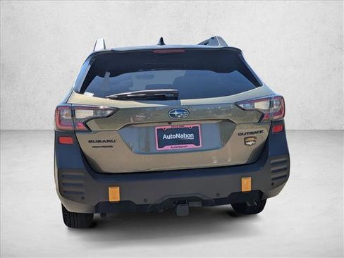 Used 2025 Subaru Outback Wilderness AWD/4WD image 7