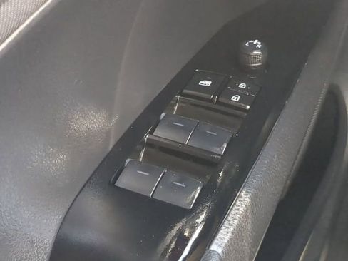 Certified 2025 Toyota Camry LE image 21