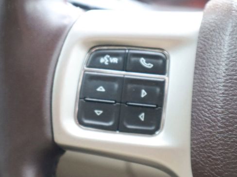 Used 2014 RAM 1500 Laramie w/ Convenience Group image 27