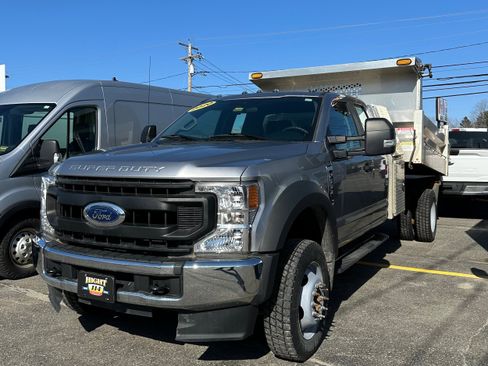 Used 2020 Ford F550 4x4 SuperCab Super Duty w/ Power Equipment Group image 3