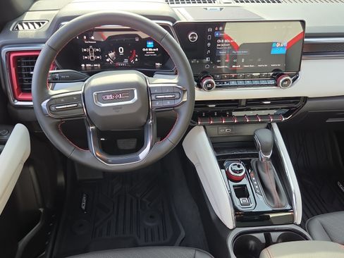 Used 2026 GMC Canyon AT4X AWD/4WD image 11