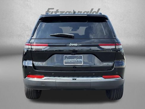 Used 2023 Jeep Grand Cherokee Limited AWD/4WD image 7