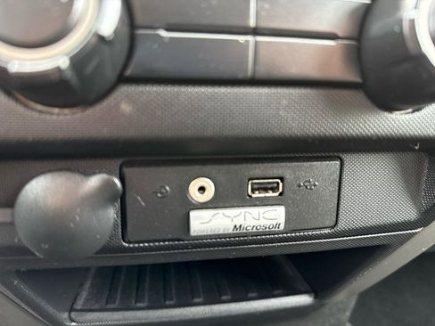 Used 2013 Ford F150 XLT image 17