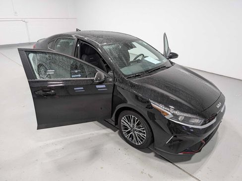 Certified 2023 Kia Forte GT-Line w/ GT-Line Premium Package FWD image 16
