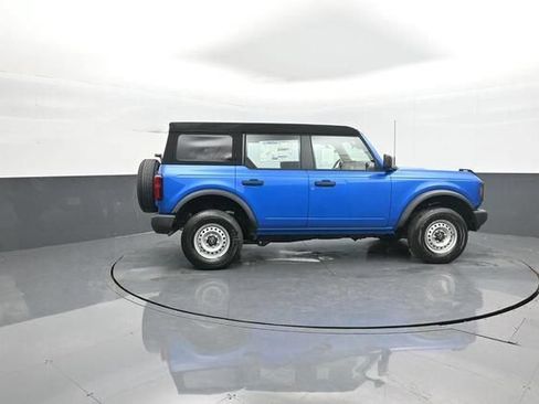 New 2026 Ford Bronco 4-Door AWD/4WD image 8