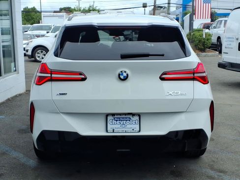 Used 2025 BMW X3 xDrive30i w/ M Sport Package AWD/4WD image 5