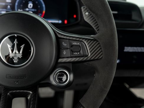 Used 2022 Maserati MC20 Coupe RWD image 21
