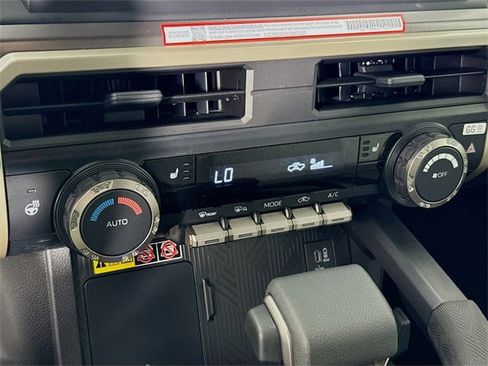 New 2025 Toyota Tacoma SR5 image 15