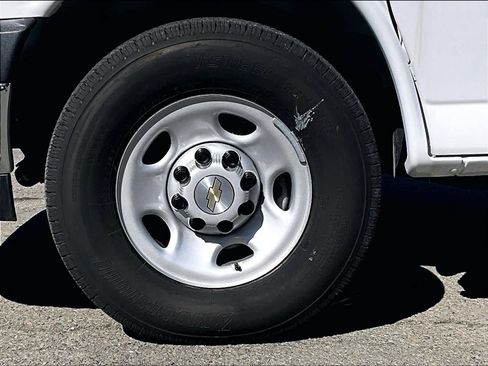 New 2025 Chevrolet Express 2500 w/ Driver Convenience Package image 8