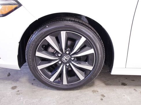 Certified 2023 Honda Civic EX image 11