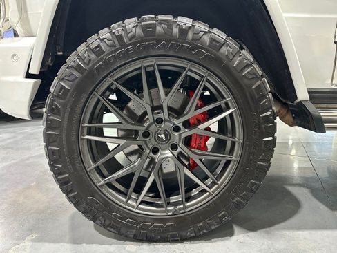 Used 2017 Mercedes-Benz G 63 AMG 4MATIC image 7