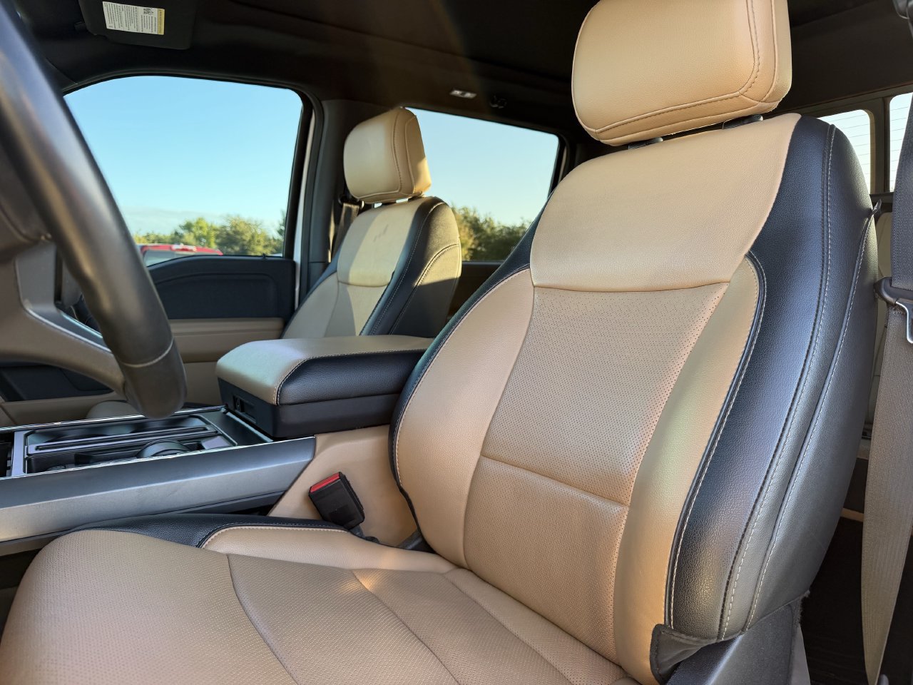 Used 2021 Ford F150 Lariat RWD image 23