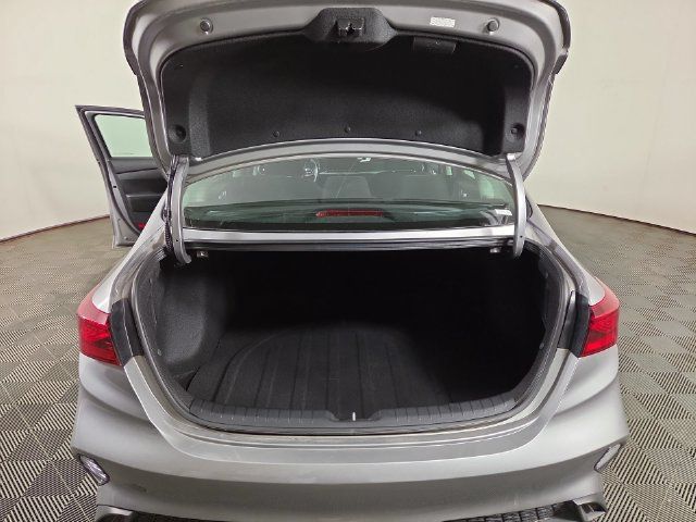 Certified 2023 Kia Forte LXS FWD image 29