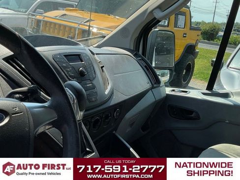 Used 2017 Ford Transit 250 130 Low Roof RWD image 8