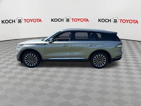 Used 2023 Lincoln Aviator Reserve w/ Equipment Group 201A AWD/4WD image 4