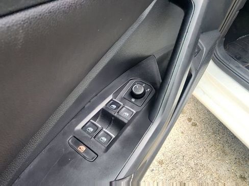 Used 2025 Volkswagen Jetta S FWD image 11