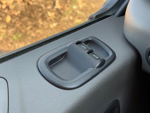 Used 2024 Ford Transit 350 XLT image 22