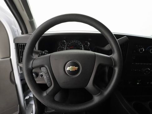 Used 2024 Chevrolet Express 3500 LT w/ LT Preferred Equipment Group image 10