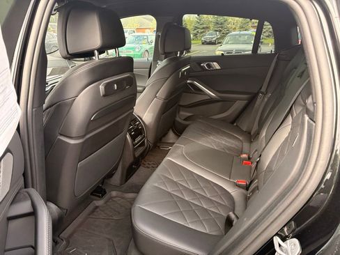 Used 2025 BMW X6 M60i AWD/4WD image 13