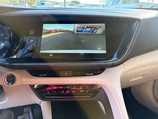 Used 2022 Buick Envision Essence w/ Safety Package AWD/4WD image 18