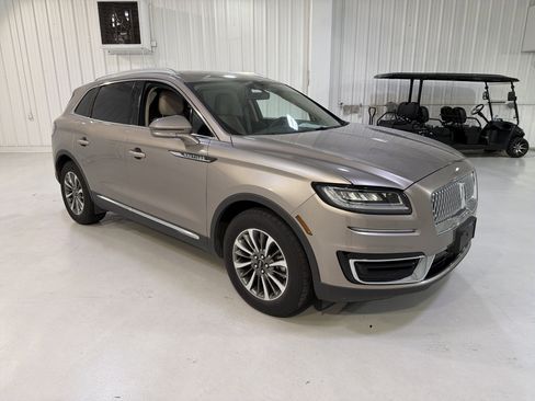 Used 2020 Lincoln Nautilus FWD w/ Equipment Group 101A image 7