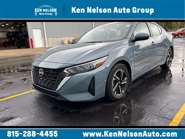 Used 2024 Nissan Sentra SV FWD image 1