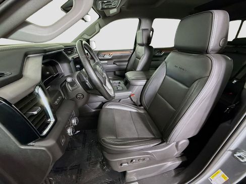 Used 2023 GMC Sierra 1500 Denali w/ Technology Package AWD/4WD image 21