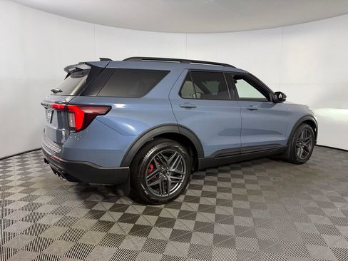 Used 2025 Ford Explorer ST AWD/4WD image 8