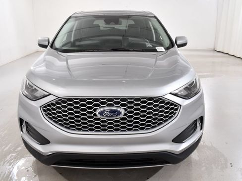 Used 2024 Ford Edge SEL w/ Convenience Package AWD/4WD image 3