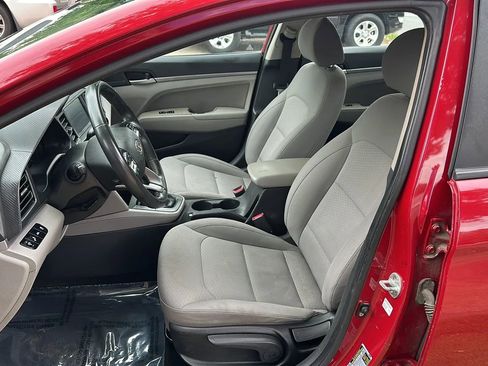 Used 2019 Hyundai Elantra Value Edition FWD image 12