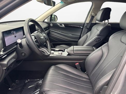 Used 2025 Genesis GV80 2.5T Standard AWD/4WD image 9