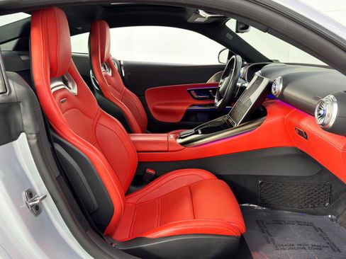 Used 2024 Mercedes-Benz AMG GT 63 image 16