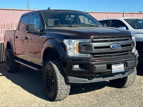 Used 2019 Ford F150 XLT w/ Equipment Group 302A Luxury AWD/4WD image 2