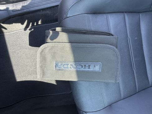 Used 2025 Honda CR-V EX-L image 34