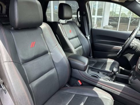 Used 2025 Dodge Durango GT AWD/4WD image 11