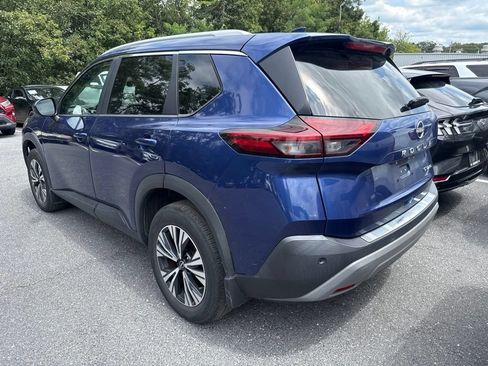 Used 2023 Nissan Rogue SV w/ SV Premium B Package AWD/4WD image 3
