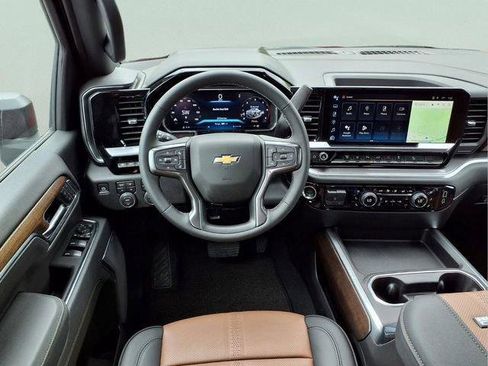 New 2026 Chevrolet Silverado 3500 High Country w/ High Country Premium Package AWD/4WD image 11