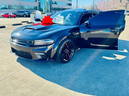 Used 2022 Dodge Charger Scat Pack RWD image 35