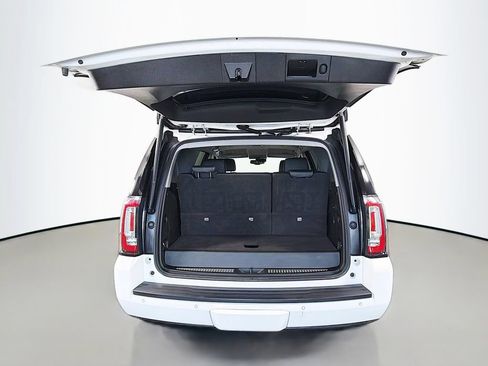 Used 2017 GMC Yukon SLT AWD/4WD image 23