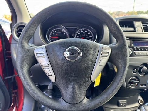 Used 2018 Nissan Versa SV image 23