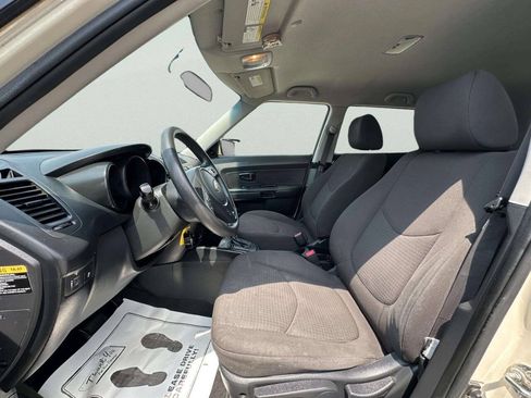 Used 2012 Kia Soul FWD image 15