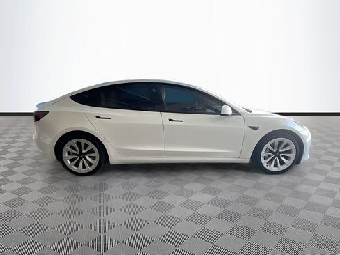 Used 2021 Tesla Model 3 Standard Range Plus RWD image 8