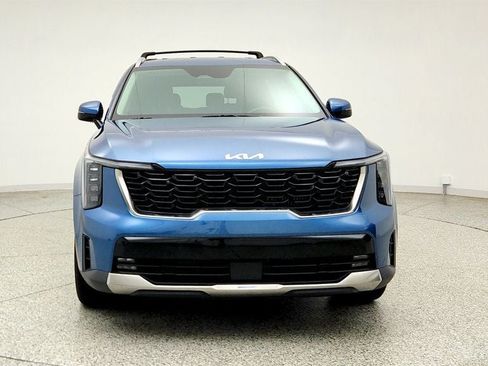 Used 2025 Kia Sorento EX AWD/4WD image 2